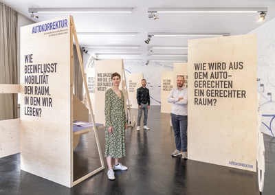 Ausstellungsansicht Autokorrektur
