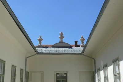 Häuser schaun 25.04.2012: Museum im Palais, Riegler Riewe Architekten