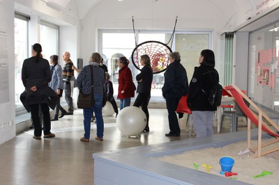 KUNST.WERK: Geführte Rundgänge steirischer herbst, Ausstellung free play - Spielräume, 17.10.2015