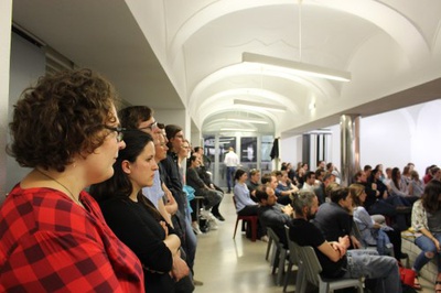 Start-up: Einsam, Zweisam, Dreisam, ...: 25.05.2016