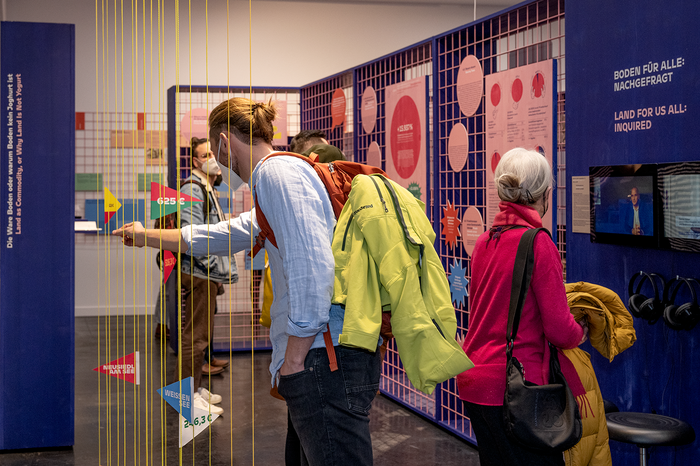 Ausstellung "Boden für Alle" im afo