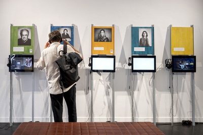 Midissage, Und was machst du so?