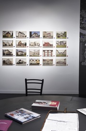 Ausstellungsansicht Kühne Schulte Gegenwart | Schlüsselwerke von Curt Kühne und Julius Schulte, aufgenommen von Gregor Graf, 2021 | ausgearbeitet auf Holz, 37 x 25,5cm | Stückpreis inkl. 1 Exempl. nachsatz #11: € 50,-