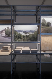 Ausstellungsansicht Kontaminierte Orte | verschiedene Orte in Oberösterreich, aufgenommen von Gregor Graf, 2019 | ausgearbeitet auf Wabenkarton, 94,5 x 64,5cm | Stückpreis inkl. 1 Exempl. nachsatz #9: € 30,-