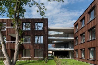 Wohnanlage Kreuzbergstraße, Feldkirch Bauherrschaft: A.S.T. Baugesellschaft mbH, Feldkirch Architektur: Dietrich | Untertrifaller Architekten ZT GmbH, Bregenz und Andi Breuss, Wien Fertigstellung: 2018