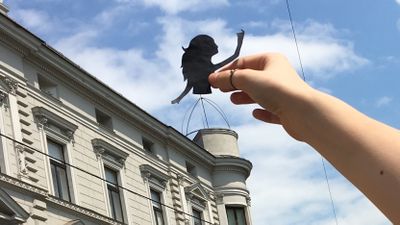KLEINE BILDER GANZ GROSS IN DER STADT - MINIMAX ART.