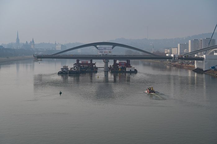 Neue Eisenbahnbrücke Linz