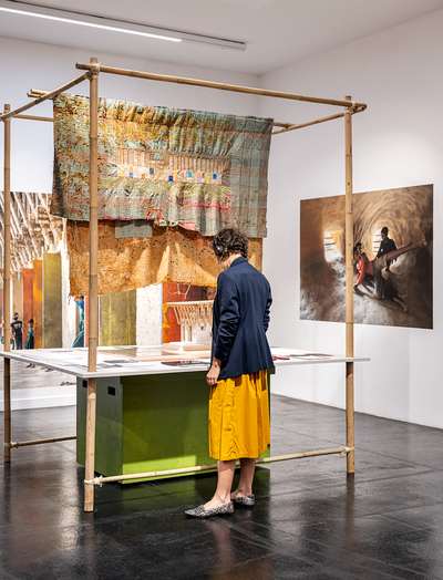 Ausstellungsansicht afo 2026 - Form Follows Love
