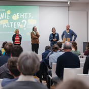 Wie geht's, Alter? | Dr.in. Daniela Palk (Vorständin Diakonie) Prof. Dr. Christoph Reinprecht (Soziologe) Eva Schmolmüller (Projektleiterin), Franz Koppelstätter (afo-Leiter)