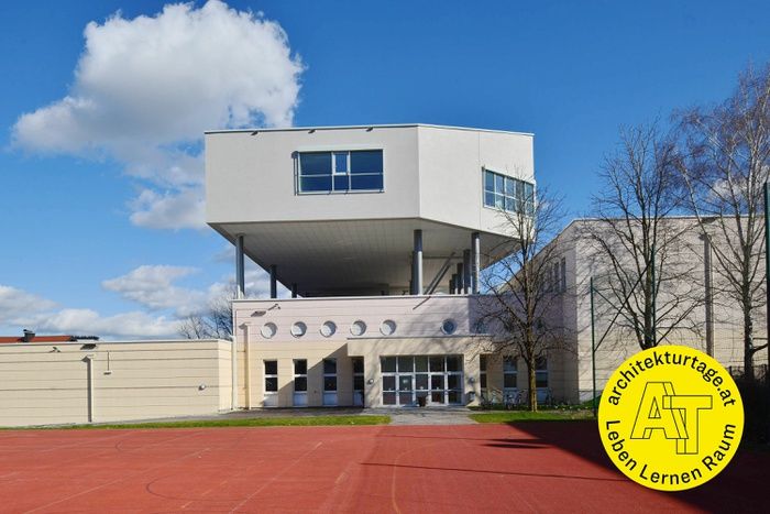 Musisches Gymnasium Salzburg – © Hermann Seidl