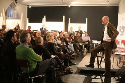 Prof. Roland Gnaiger